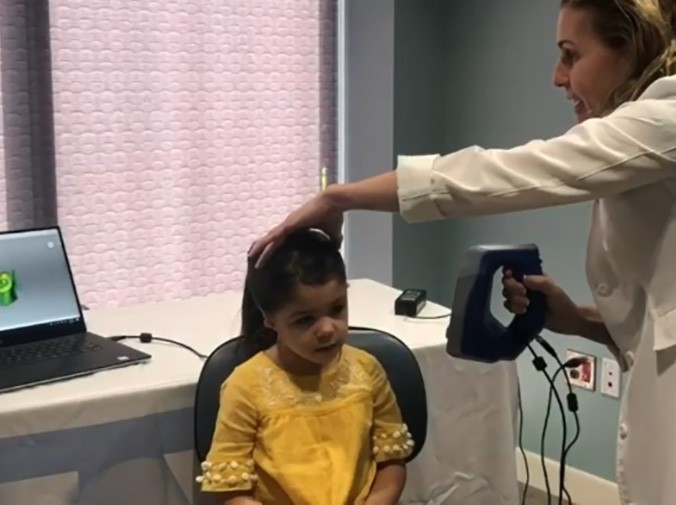 Sheryl Lewin博士用Artec Space Spider为小耳症患者制作美观的人造耳